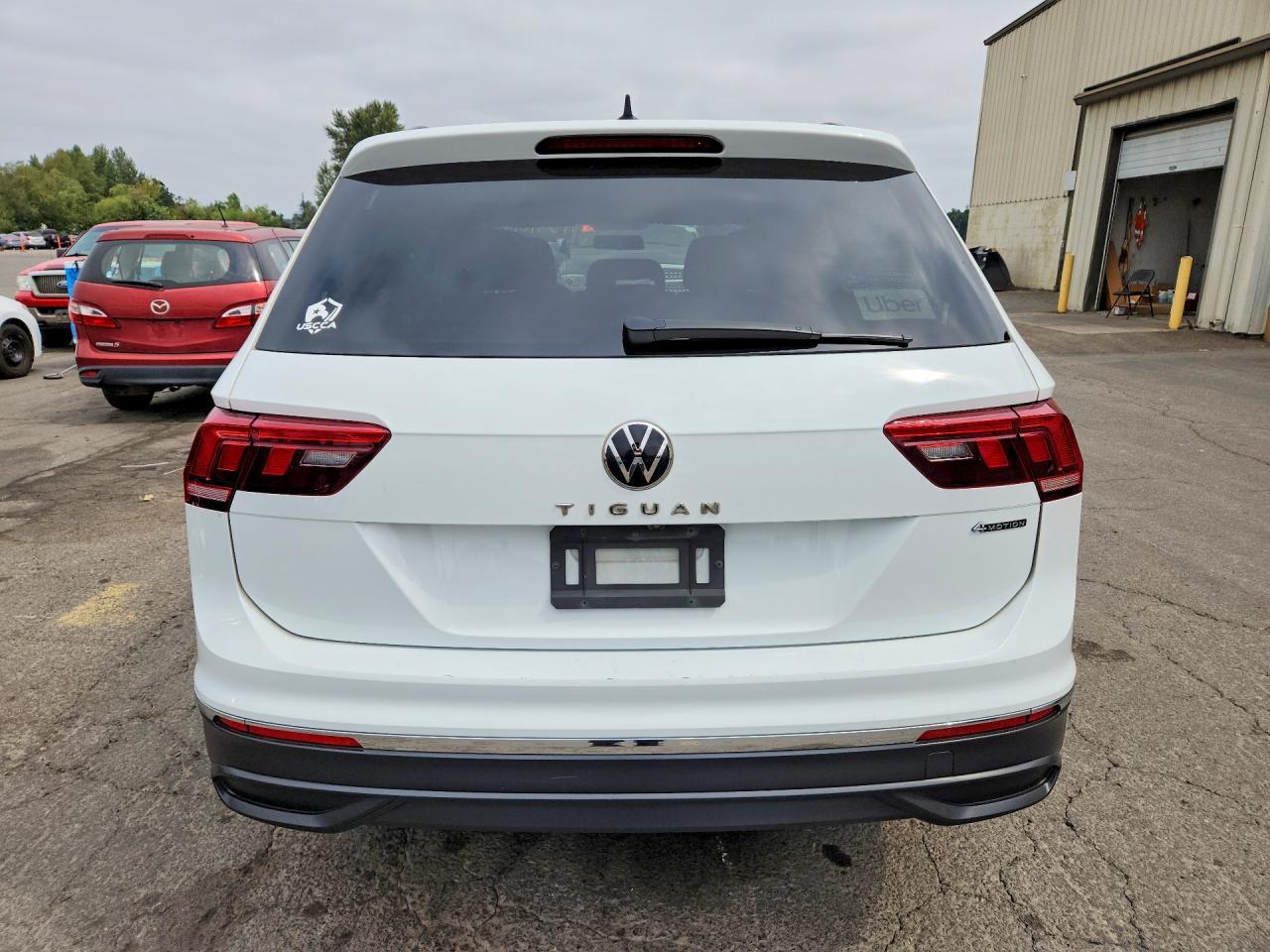 2022 Volkswagen Tiguan S - Фото 6