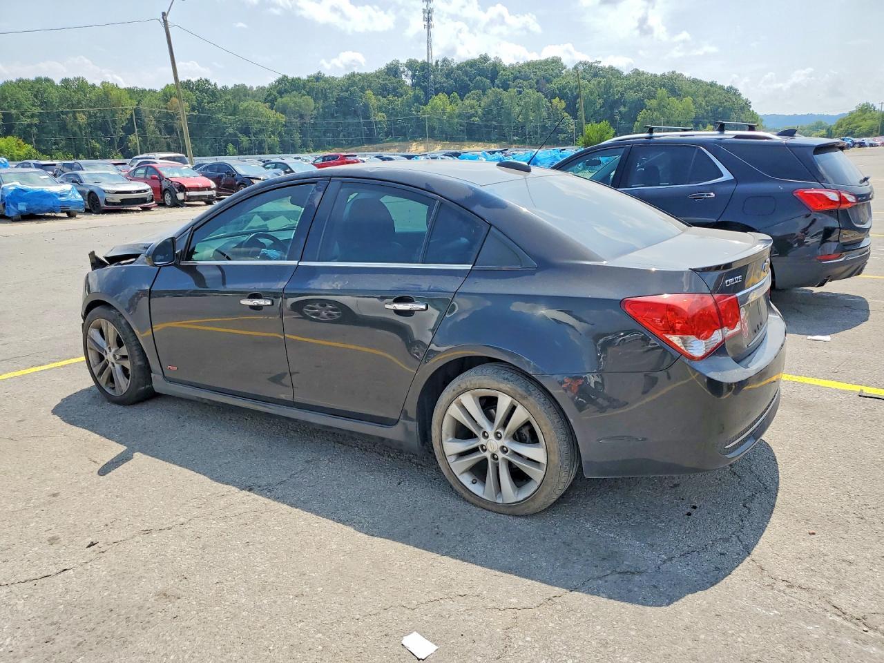 2015 Chevrolet Cruze Ltz - Image 2