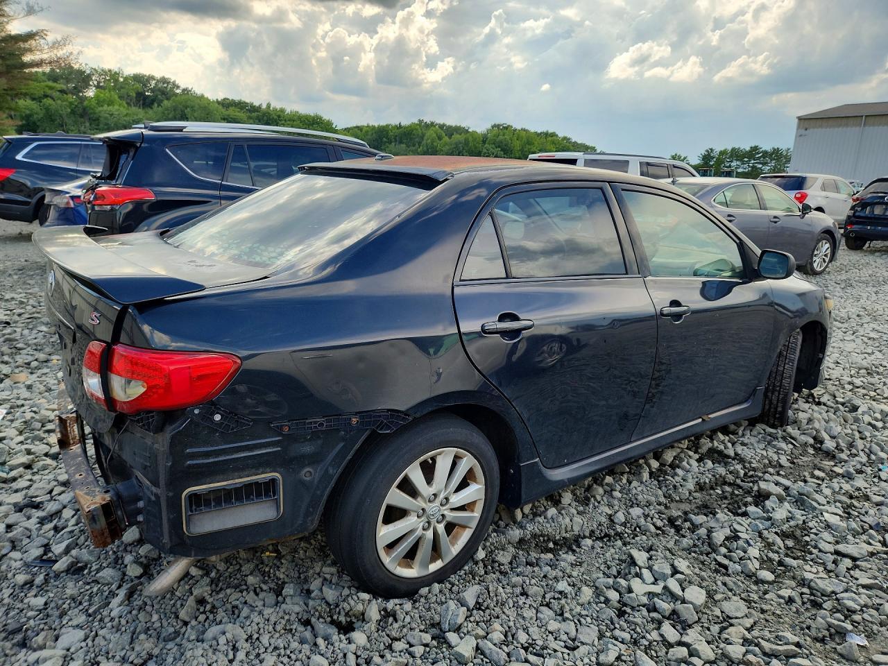 2009 Toyota Corolla S - Фото 3
