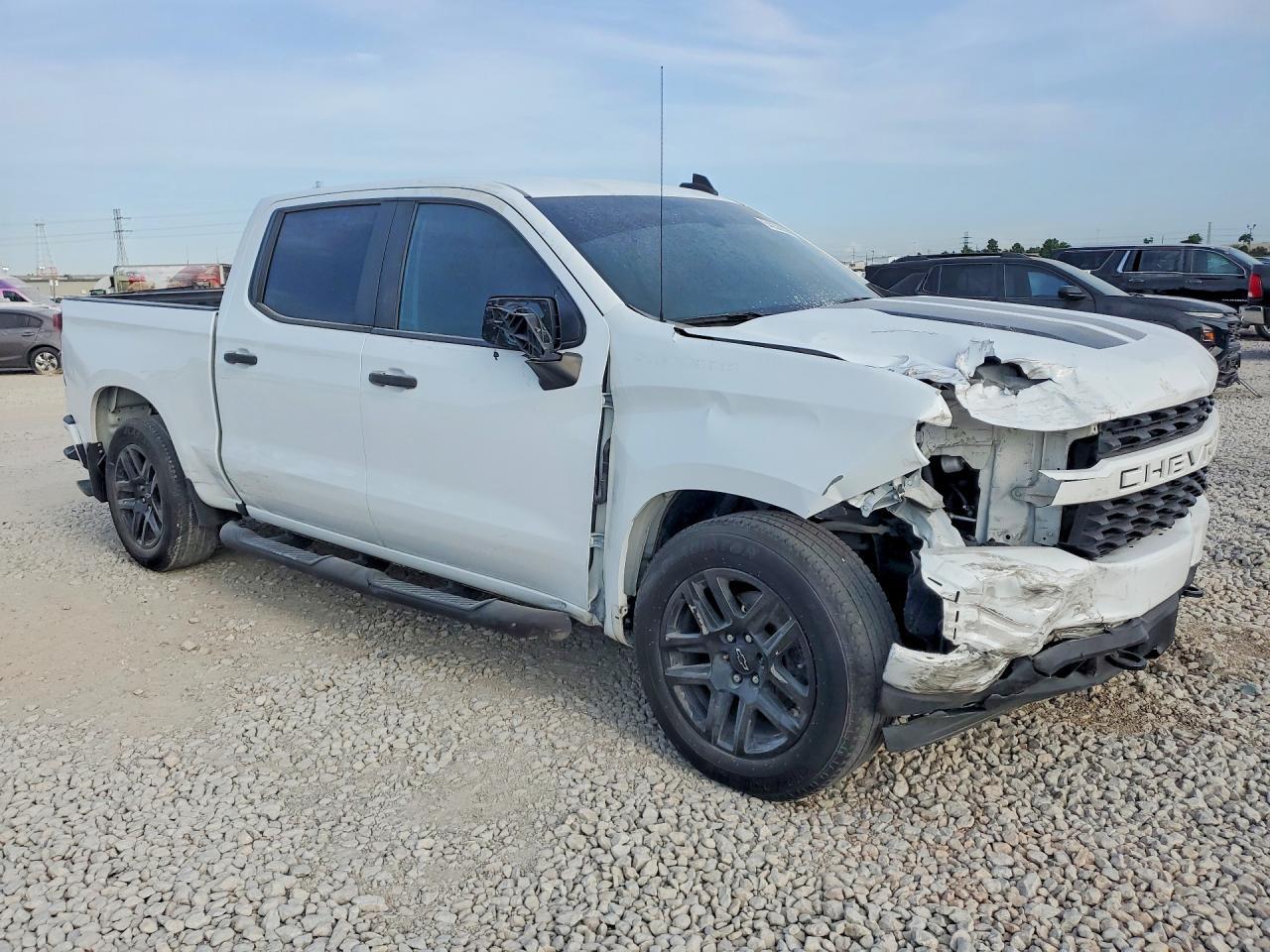 2022 Chevrolet Silverado Ltd C1500 Custom - Фото 4