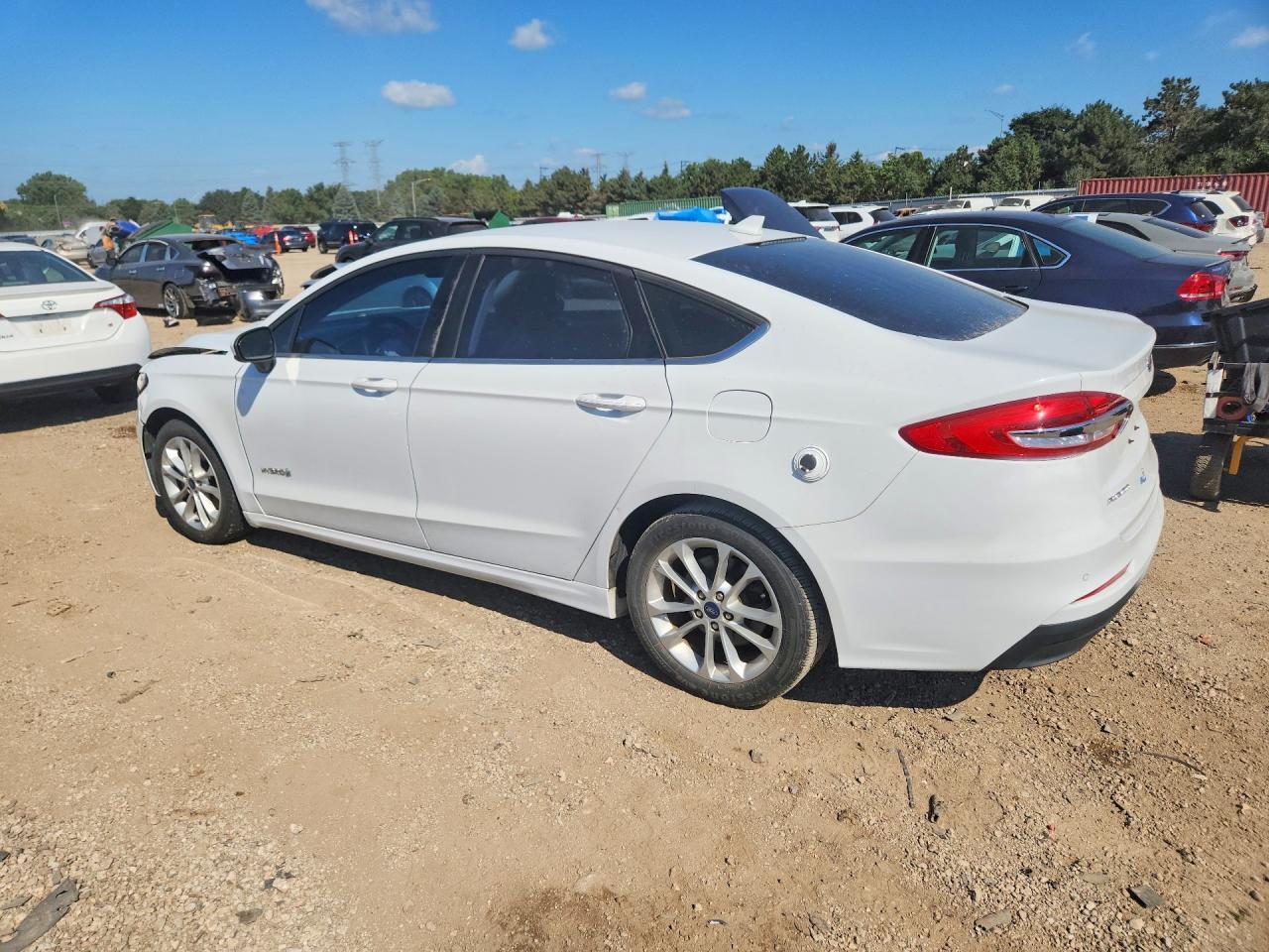 2019 Ford Fusion Se - Фото 2