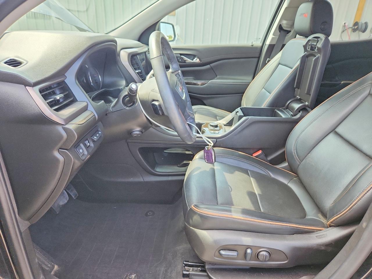 2022 GMC Acadia At4 - Image 7