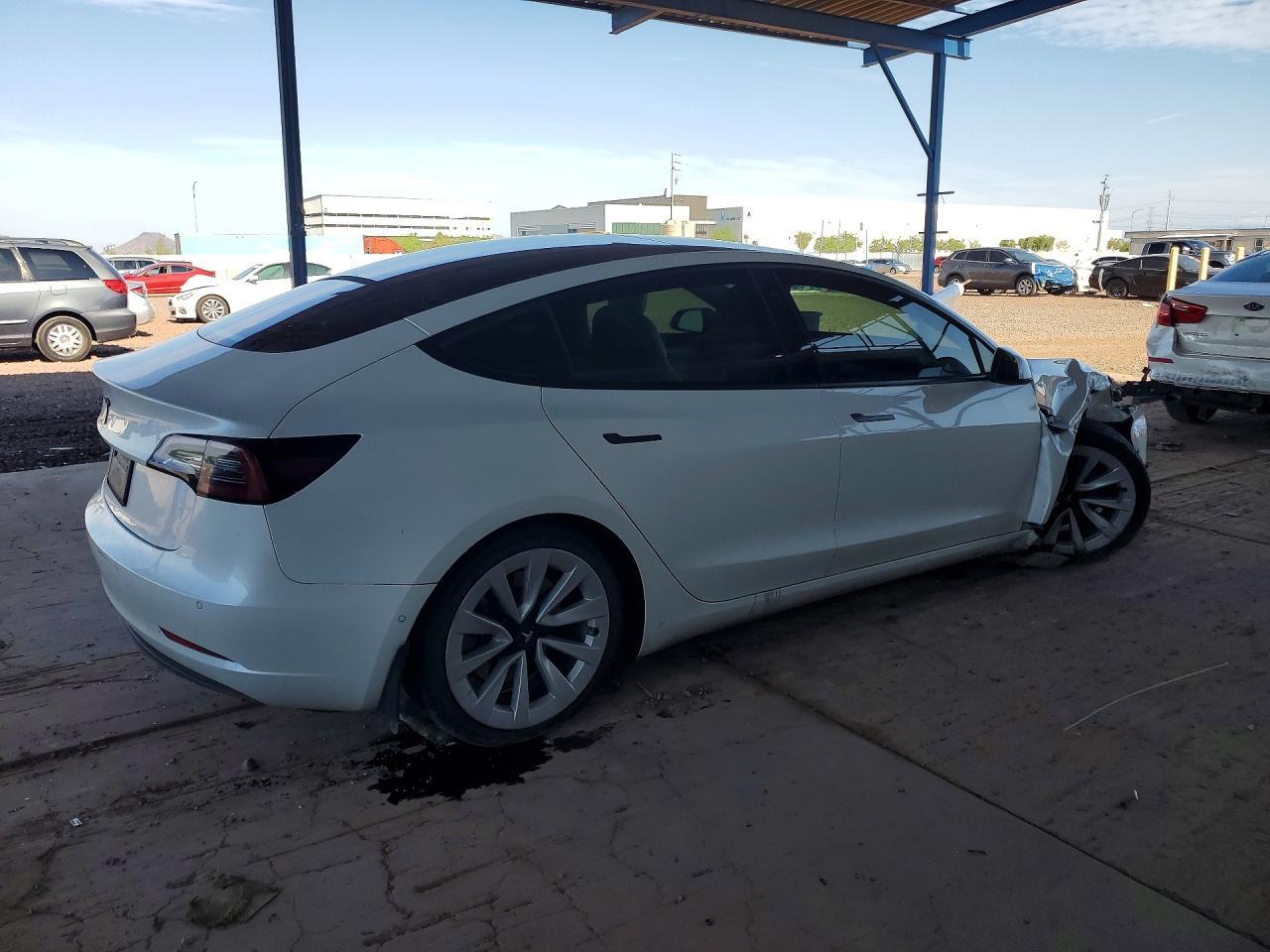 2021 Tesla Model 3 - Image 3
