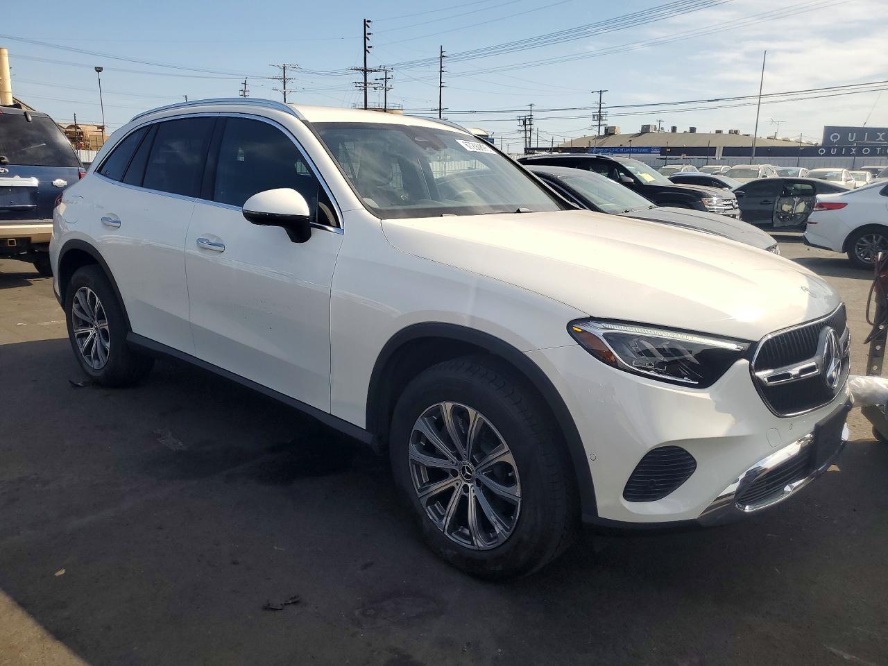 2026 Mercedes-Benz Glc 300 - Фото 4