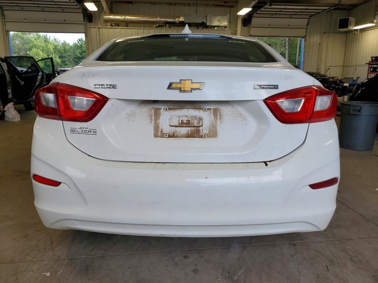 2018 Chevrolet Cruze Premier - Фото 6