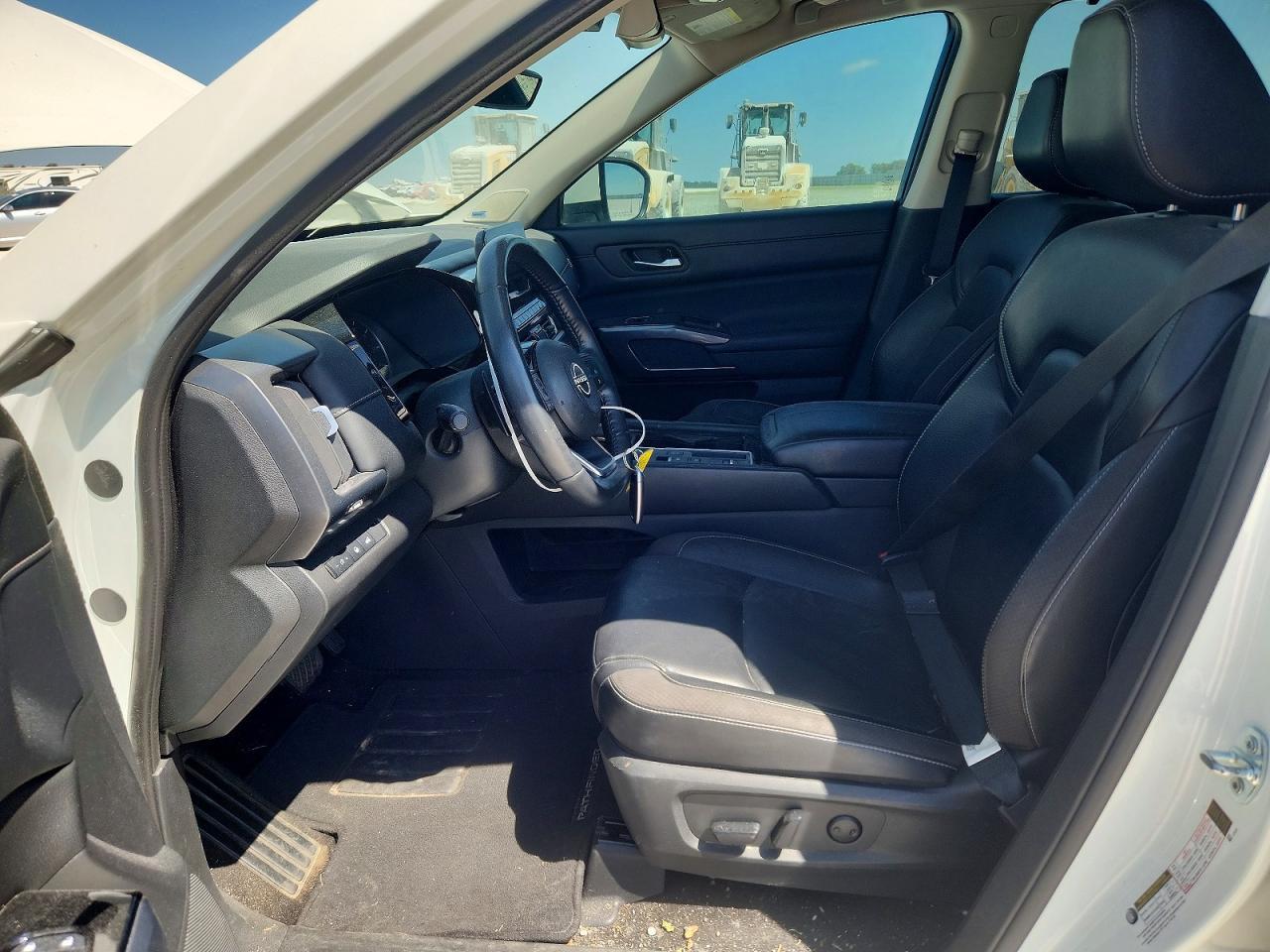 2024 Nissan Pathfinder Sl - Фото 7