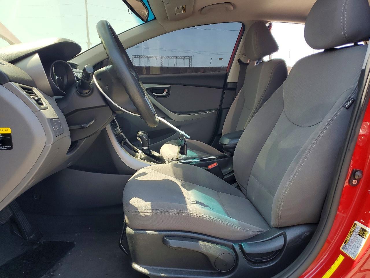 2016 Hyundai Elantra Se - Фото 7