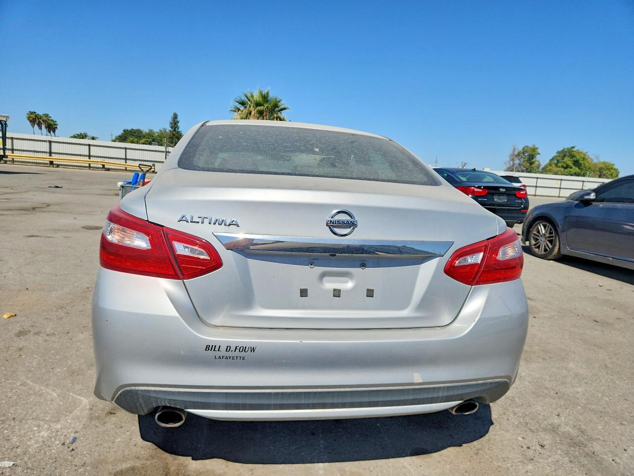 2016 Nissan Altima 2.5 S - Фото 6