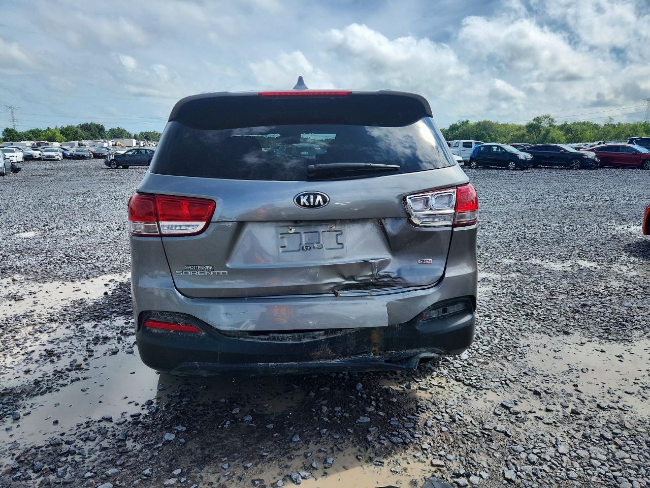 2018 Kia Sorento Lx - Image 6