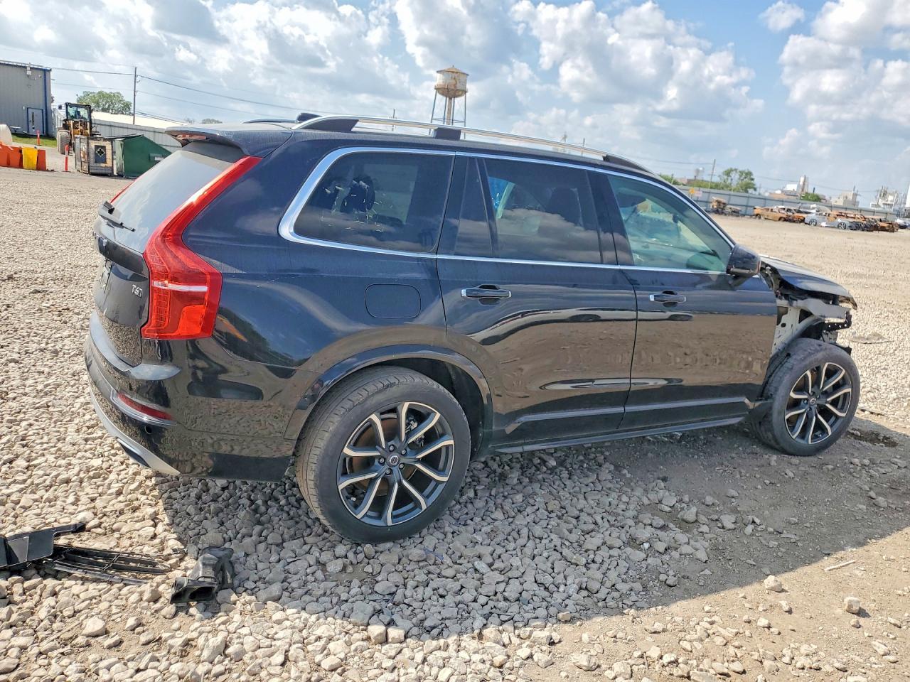 2016 Volvo Xc90 T6 - Image 3