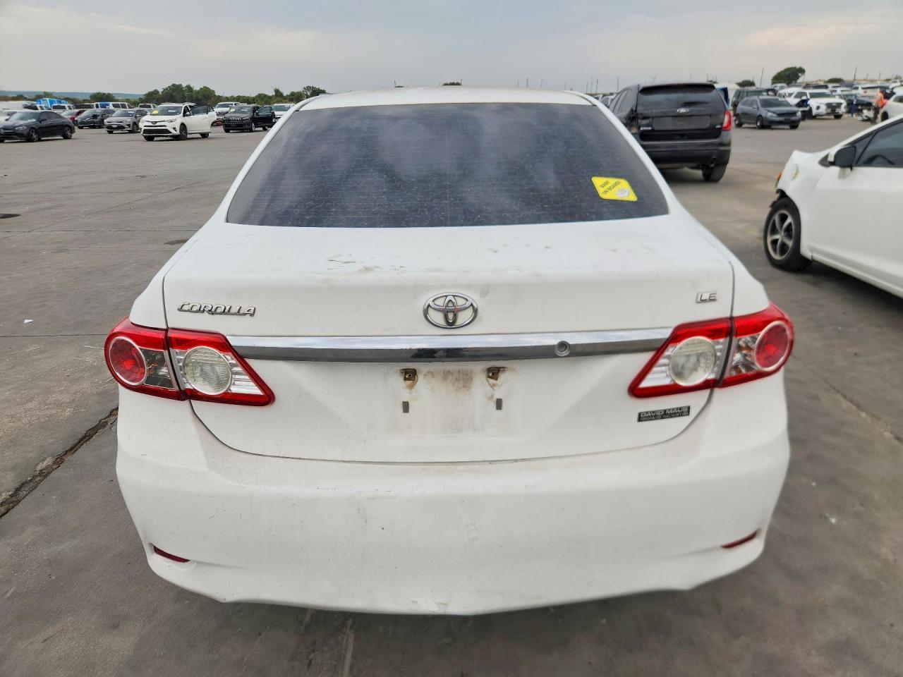 2013 Toyota Corolla Le - Image 6