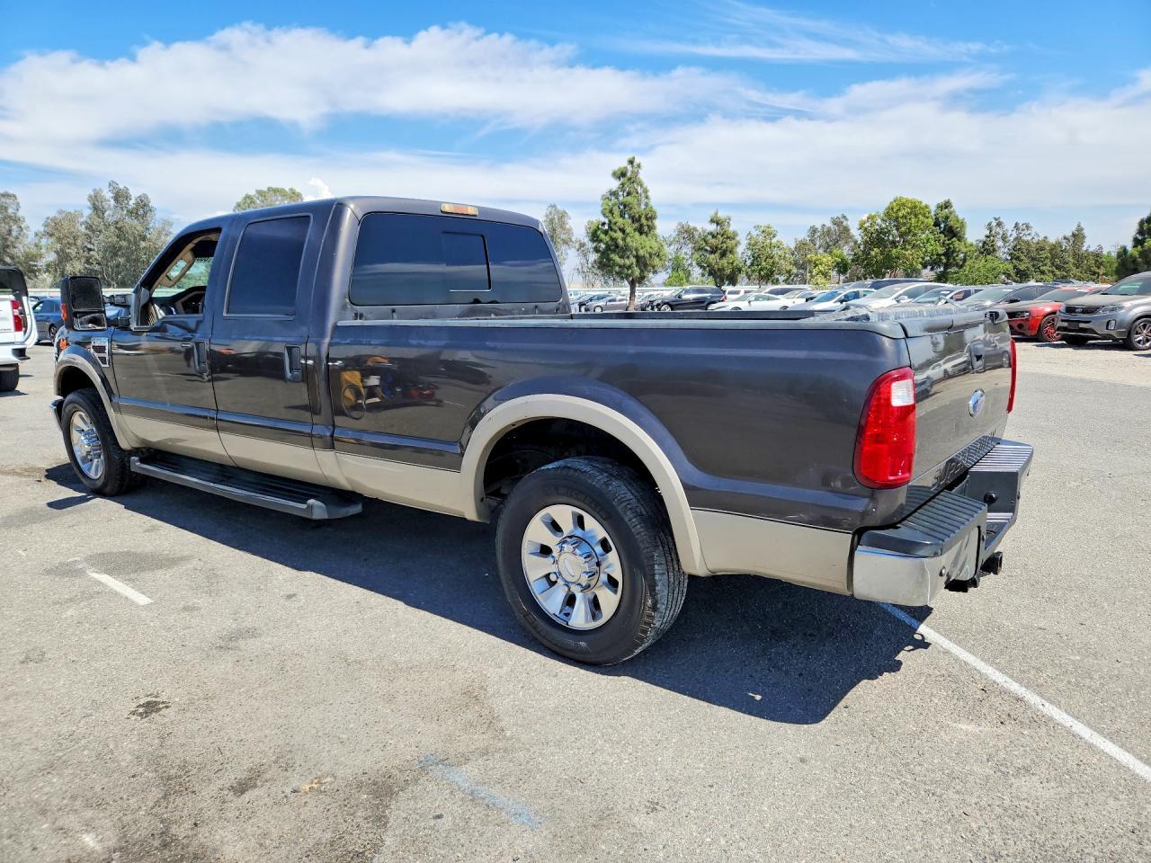 2008 Ford F250 Super Duty - Image 2