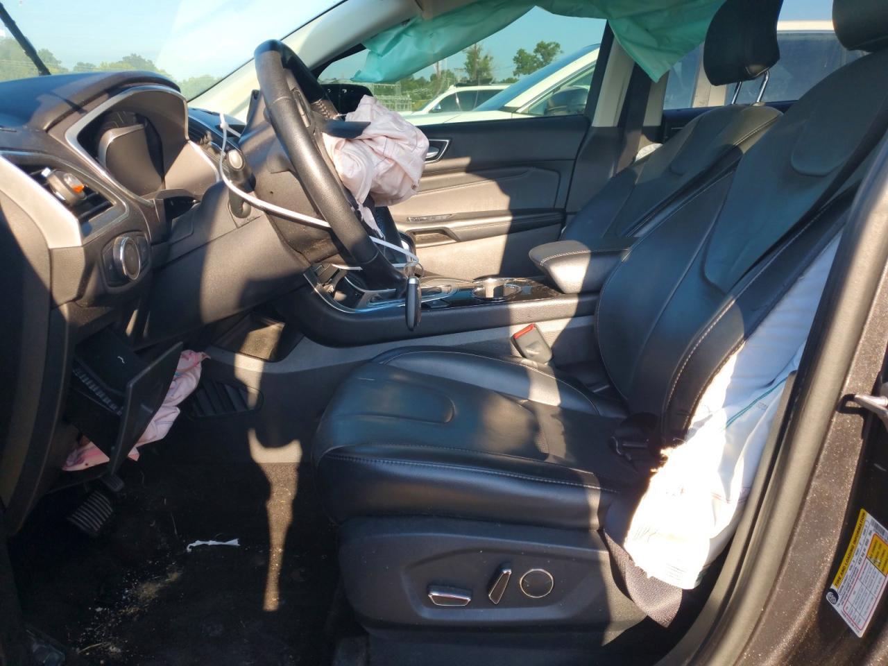 2017 Ford Edge Titanium - Image 7