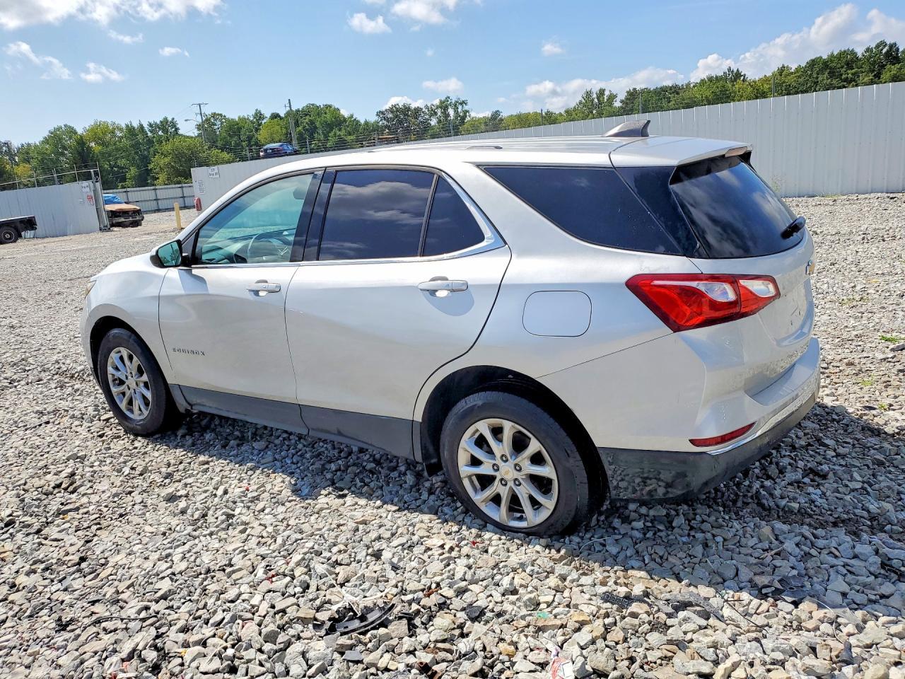 2019 Chevrolet Equinox Lt - Фото 2