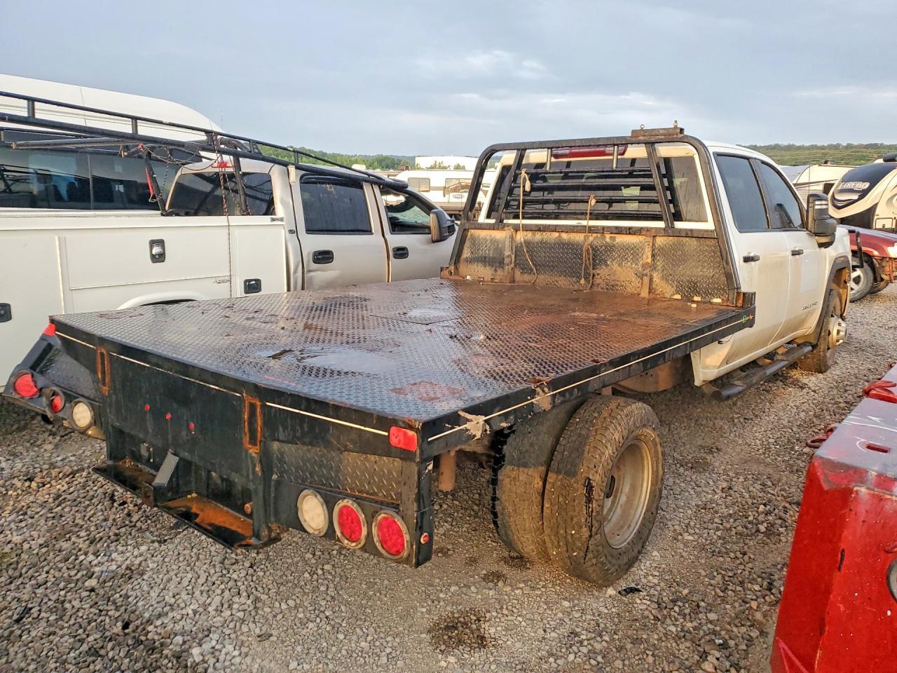 2022 GMC Sierra C3500 - Фото 3
