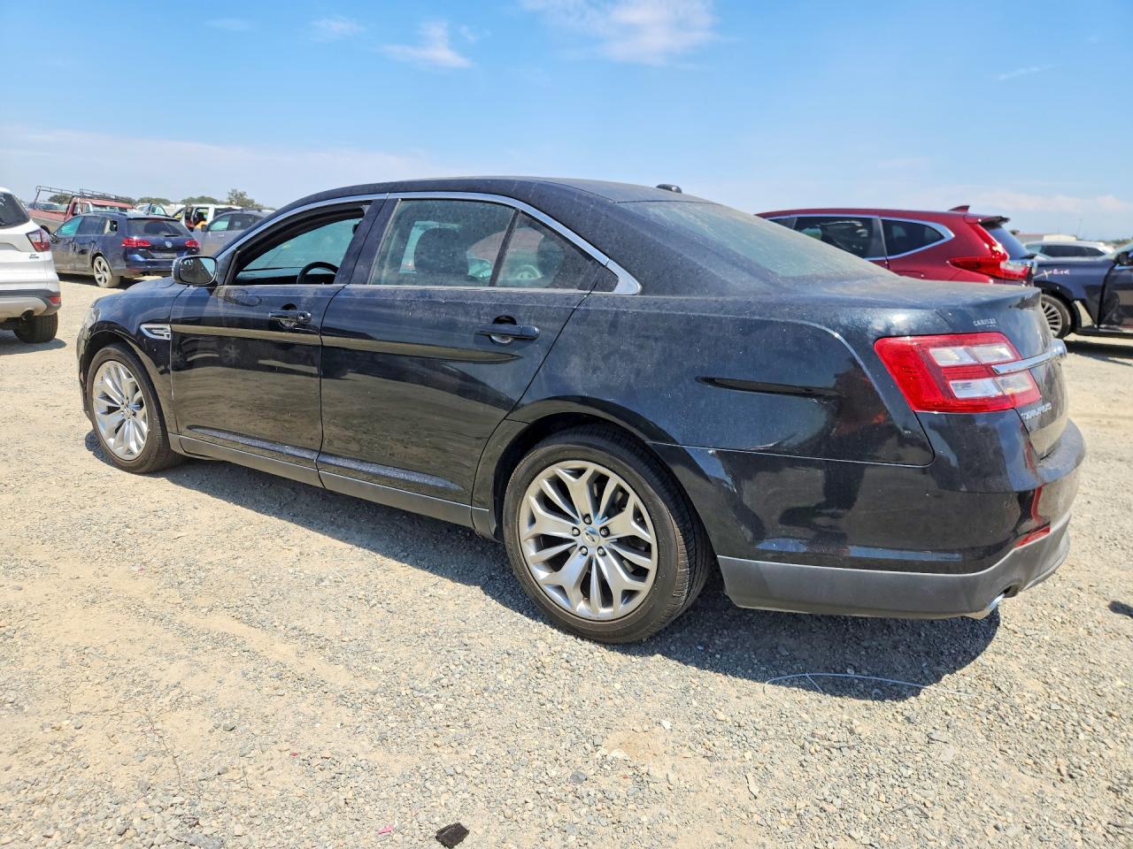 2014 Ford Taurus Limited - Image 2