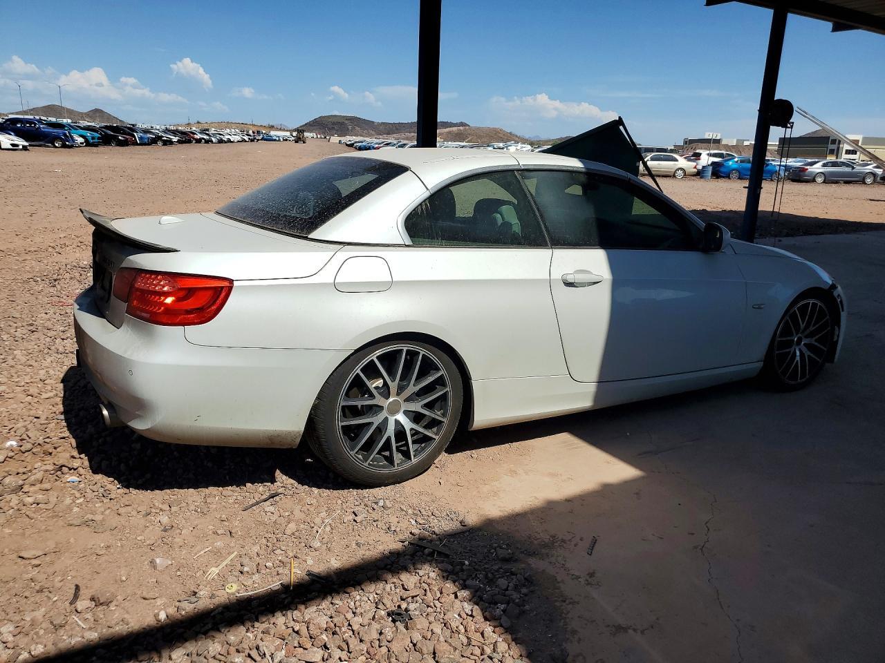 2012 BMW 335 I - Image 3