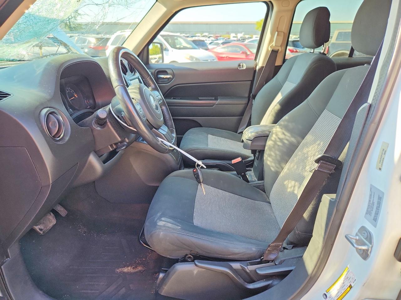 2015 Jeep Patriot Latitude - Фото 7