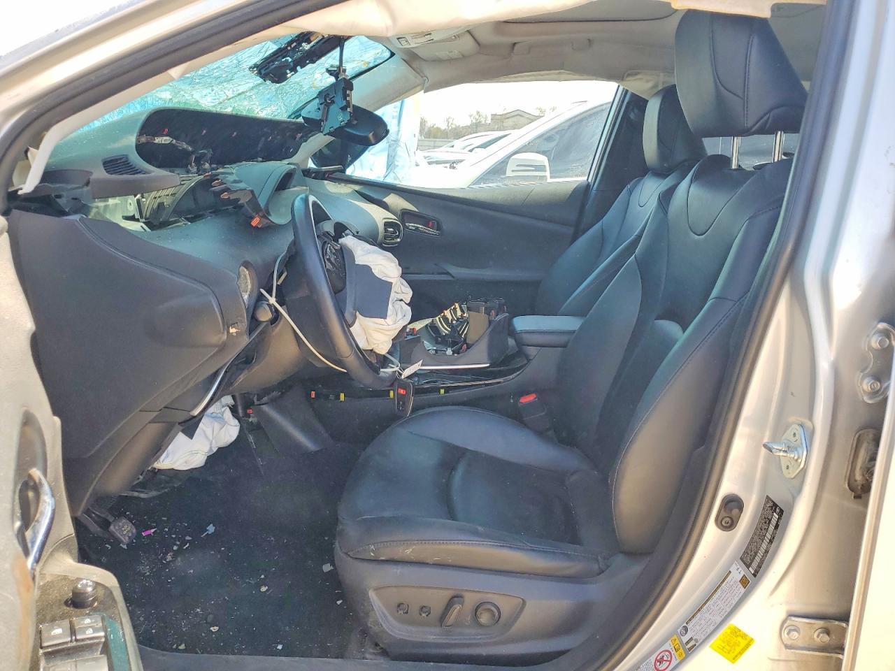 2019 Toyota Prius Xle - Image 7