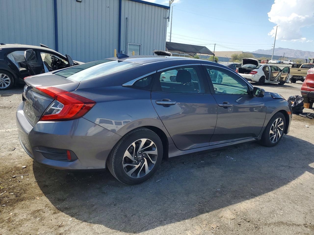 2017 Honda Civic Ex - Image 3