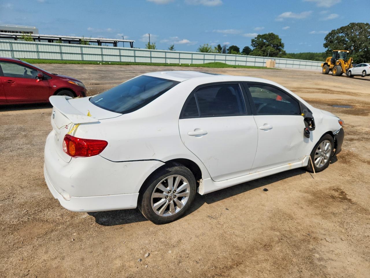 2010 Toyota Corolla S - Фото 3
