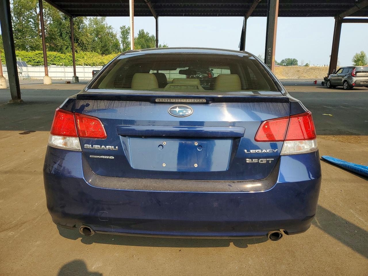 2010 Subaru Legacy 2.5Gt Limited - Фото 6