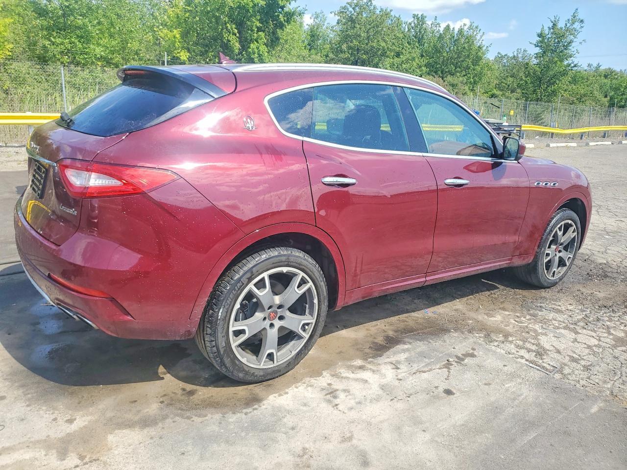 2017 Maserati Levante Luxury - Фото 3