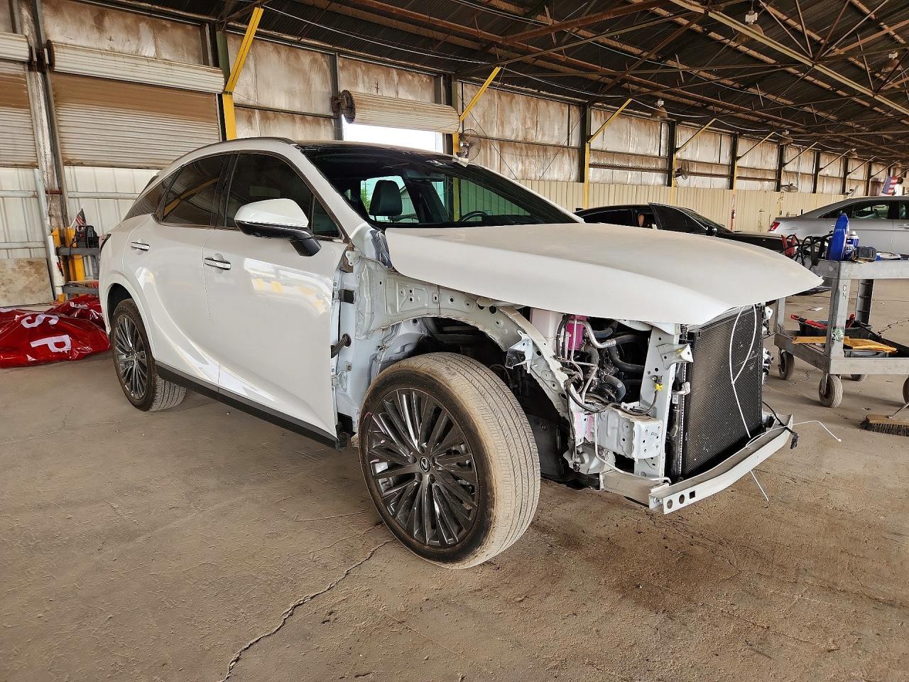 2023 Lexus Rx 350 Luxury - Image 4
