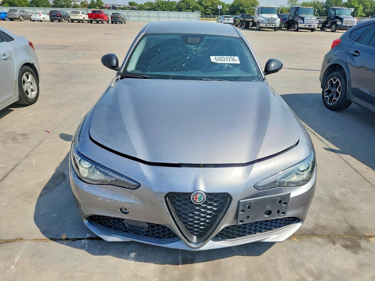 2020 Alfa Romeo Giulia - Image 5