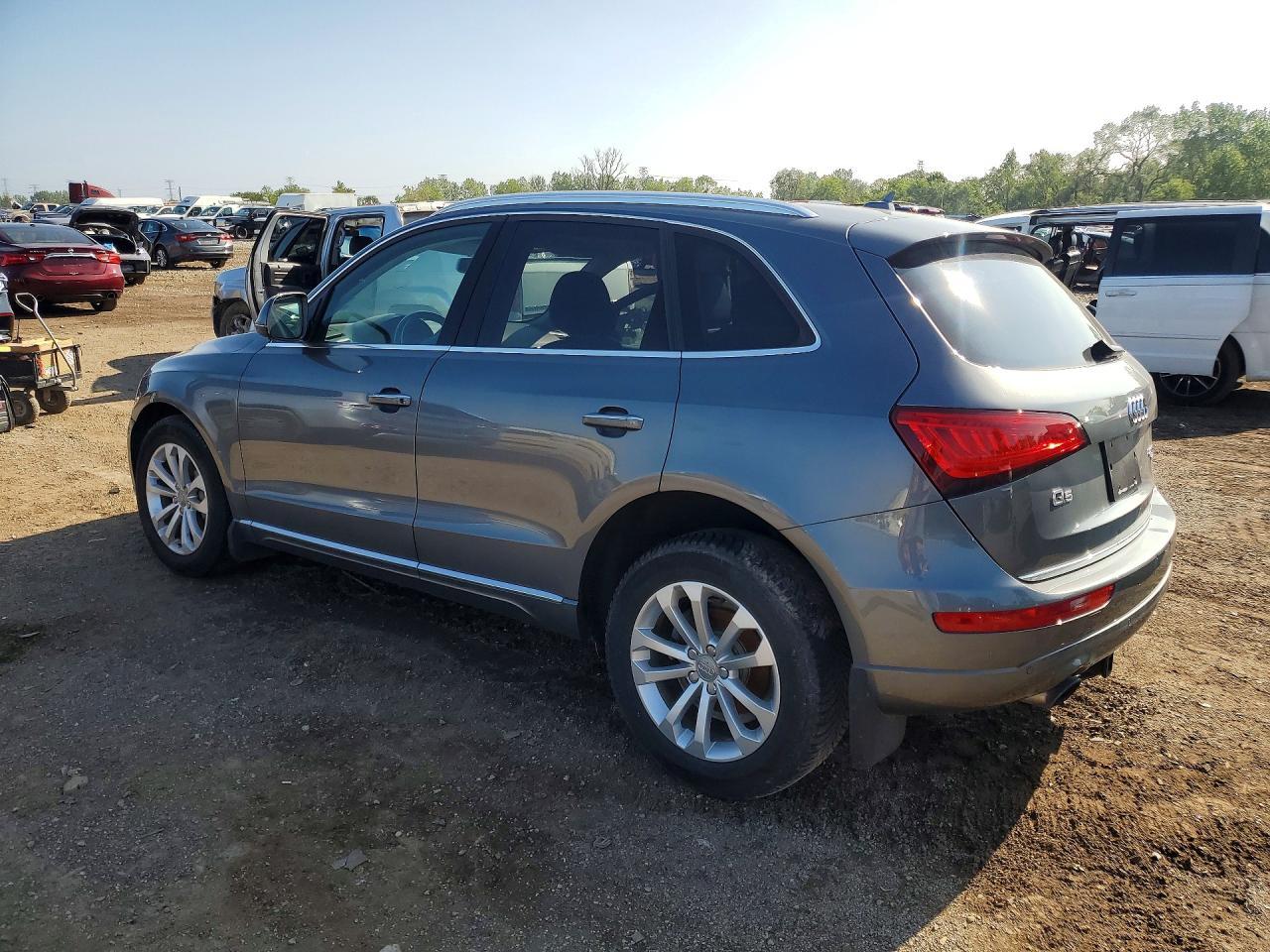 2015 Audi Q5 Premium Plus - Image 2