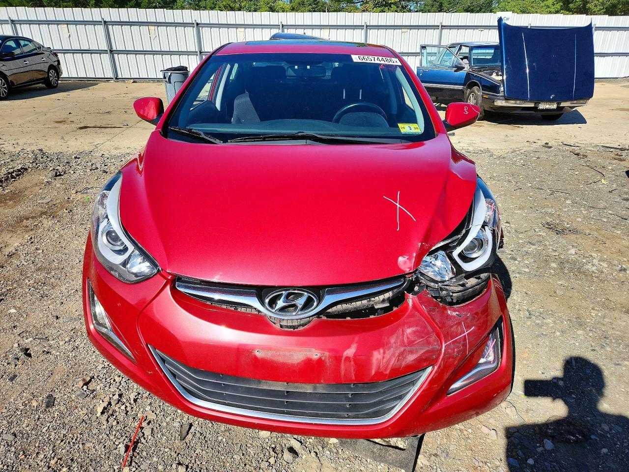 2015 Hyundai Elantra - Image 5