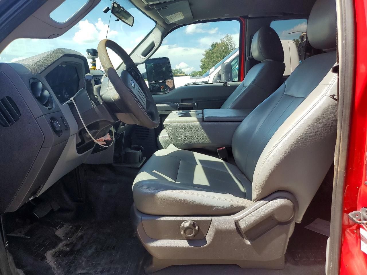 2012 Ford F350 Super Duty - Фото 7