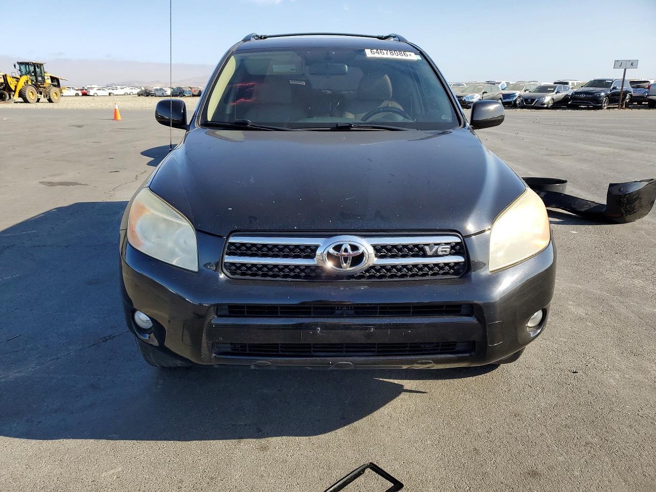 2007 Toyota Rav4 Limited - Image 5