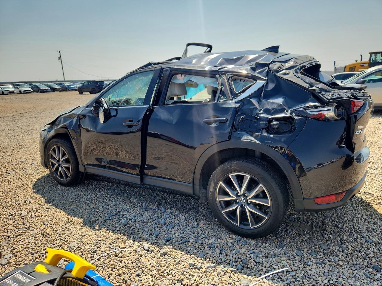 2017 Mazda Cx-5 Grand Touring - Image 2