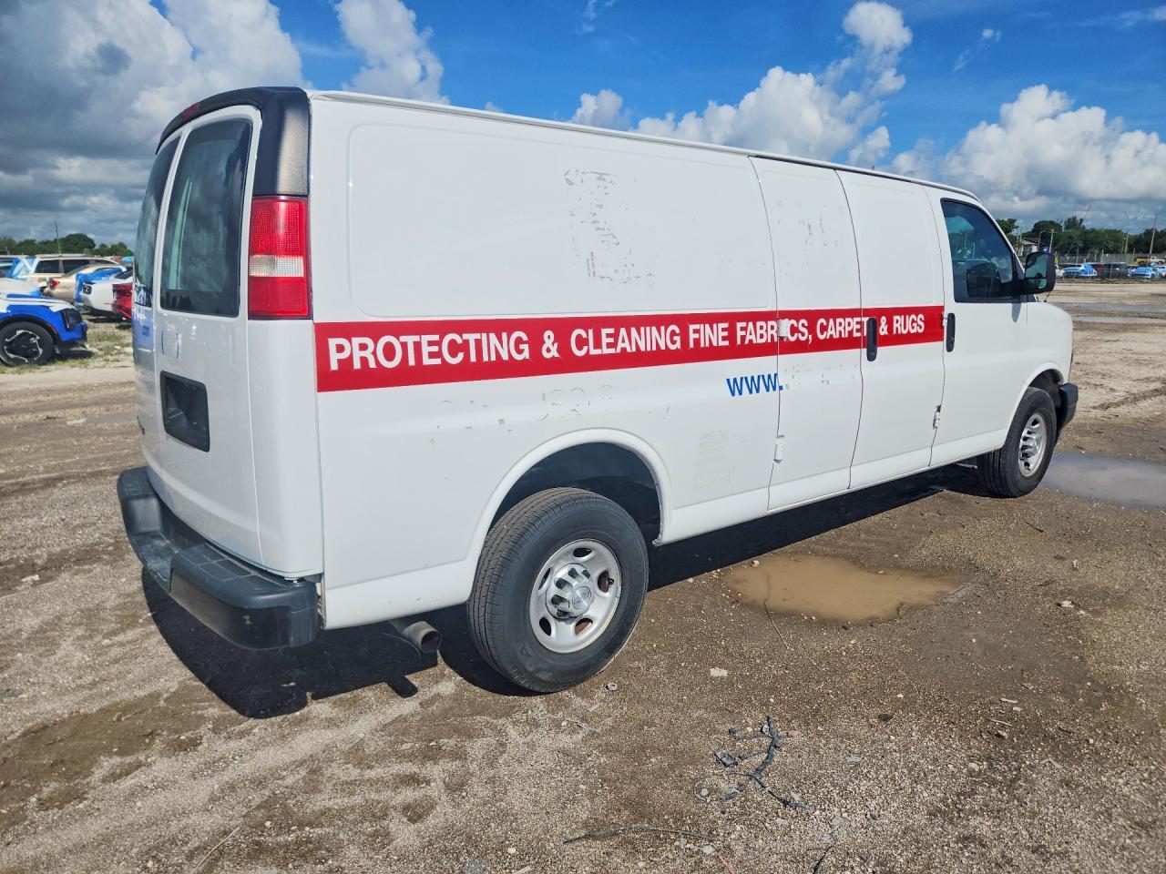 2018 Chevrolet Express G2500 - Image 3