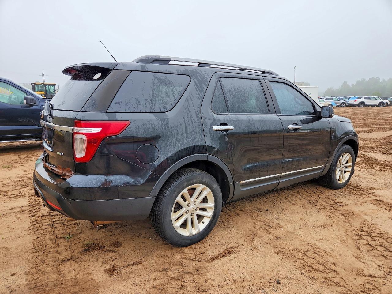 2013 Ford Explorer Xlt - Image 3