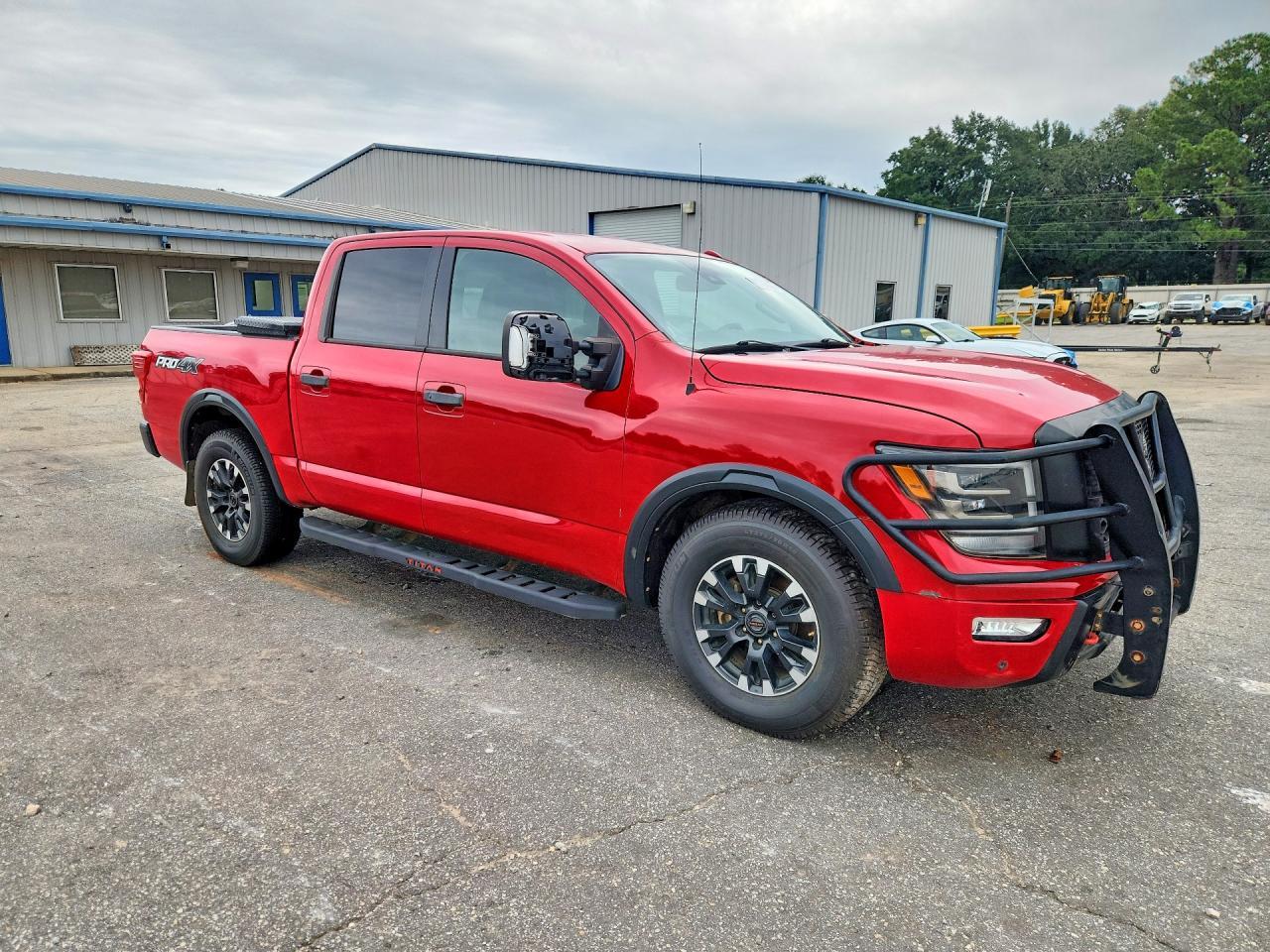 2021 Nissan Titan Pro-4X - Image 4