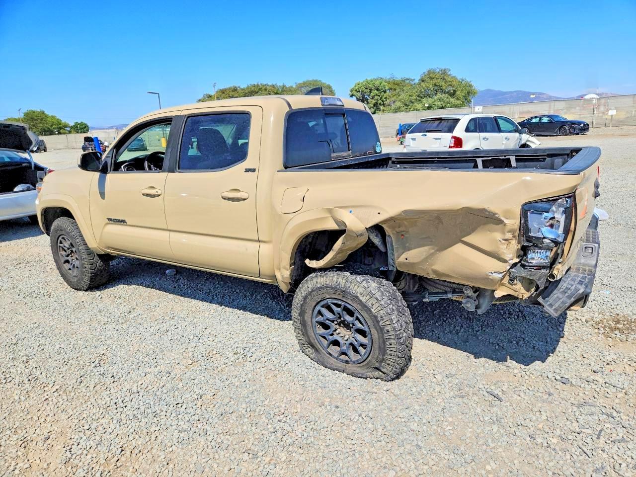 2020 Toyota Tacoma Sr5 V6 - Фото 2