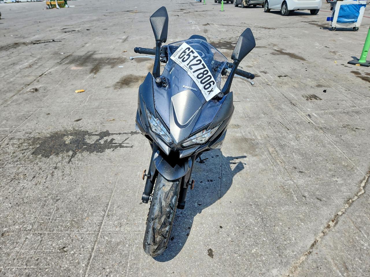 2022 Kawasaki Ex650 N - Фото 2