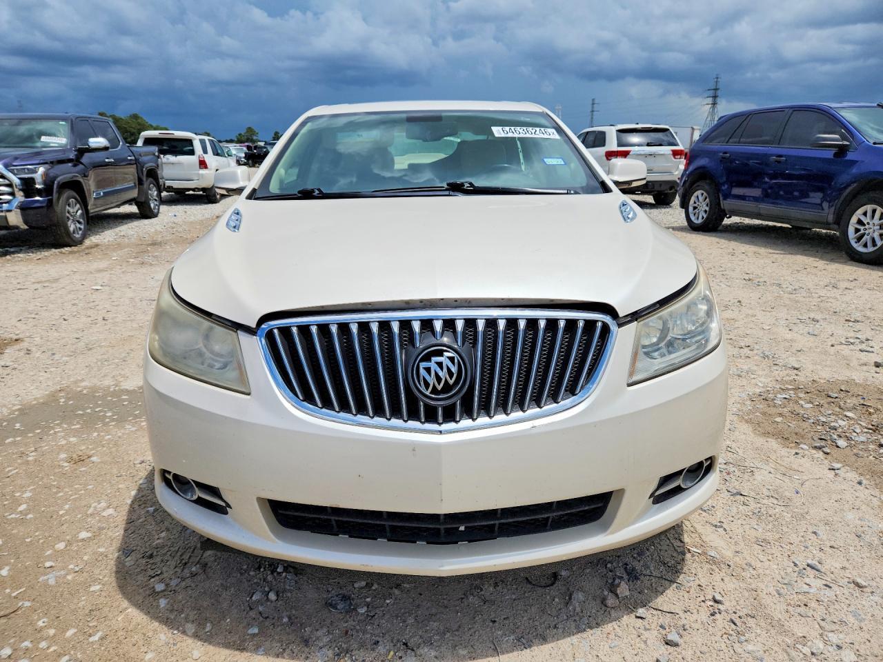 2013 Buick Lacrosse - Image 5