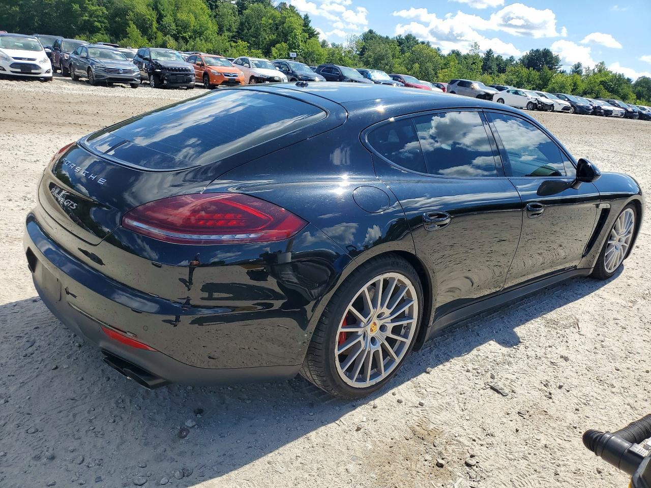 2016 Porsche Panamera Gts - Image 3