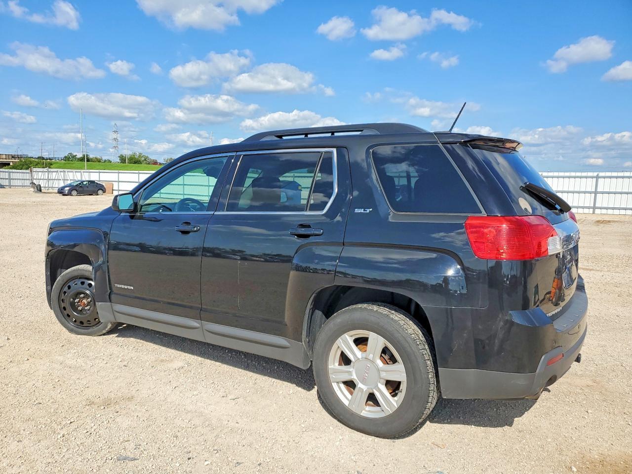 2015 GMC Terrain Slt - Image 2
