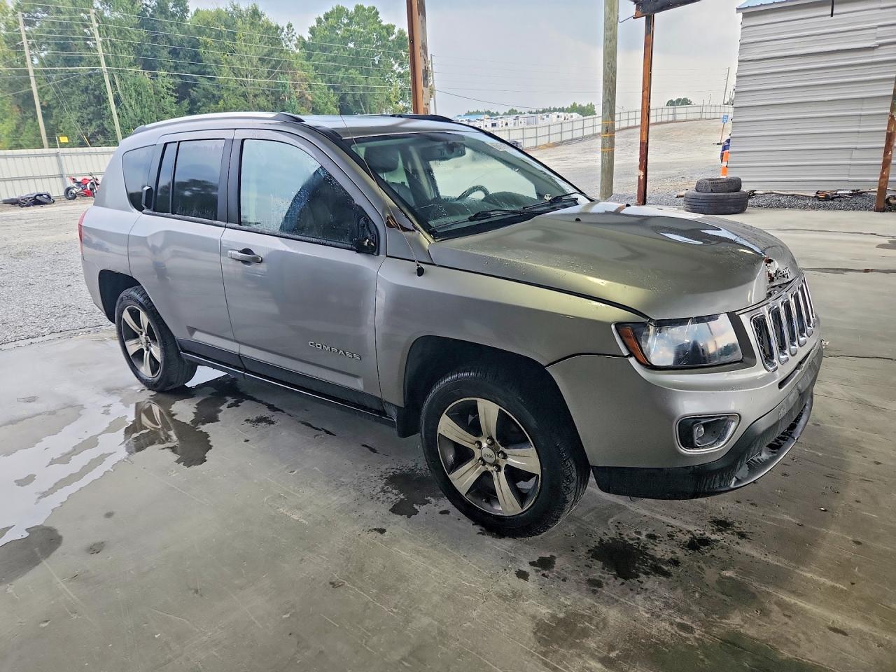 2016 Jeep Compass Latitude - Фото 4