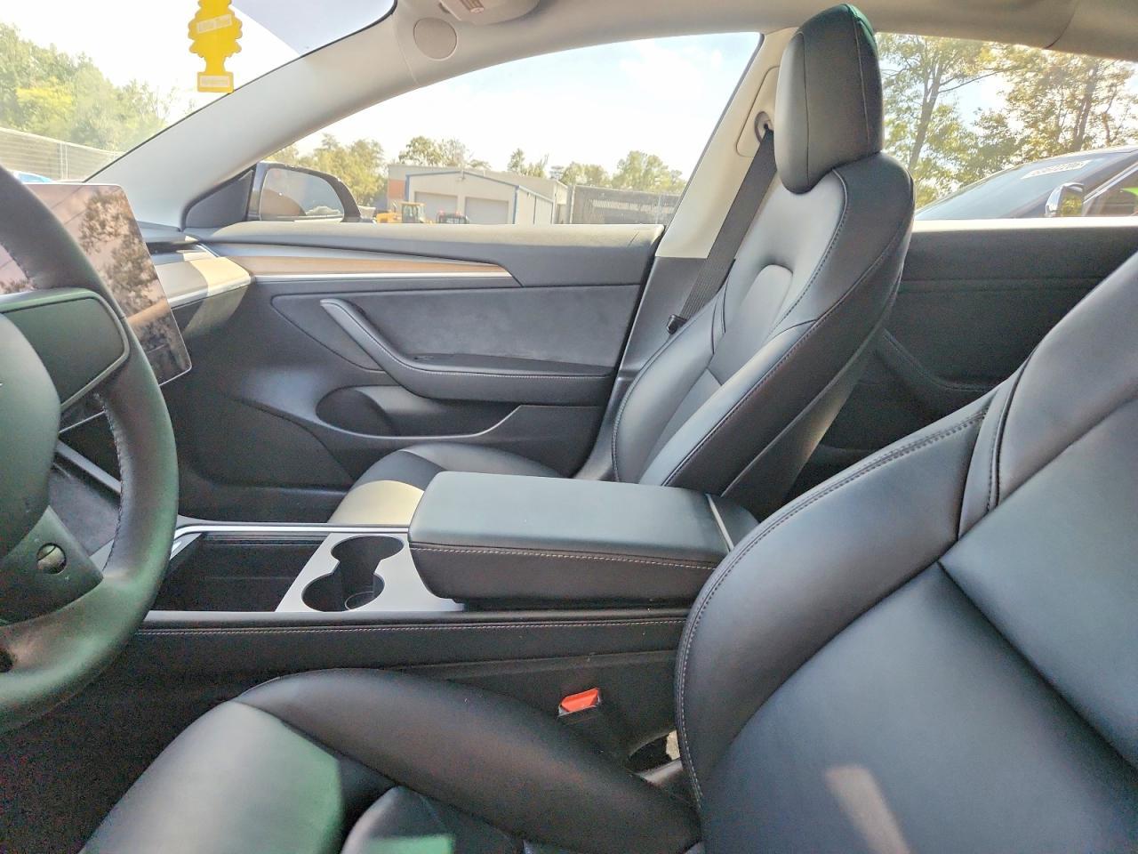 2021 Tesla Model 3 - Фото 7