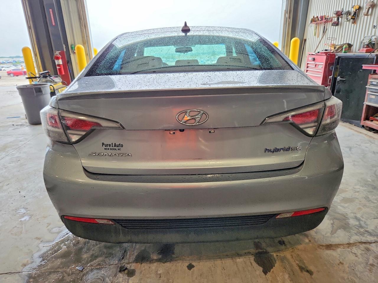 2016 Hyundai Sonata Hybrid Se - Image 6
