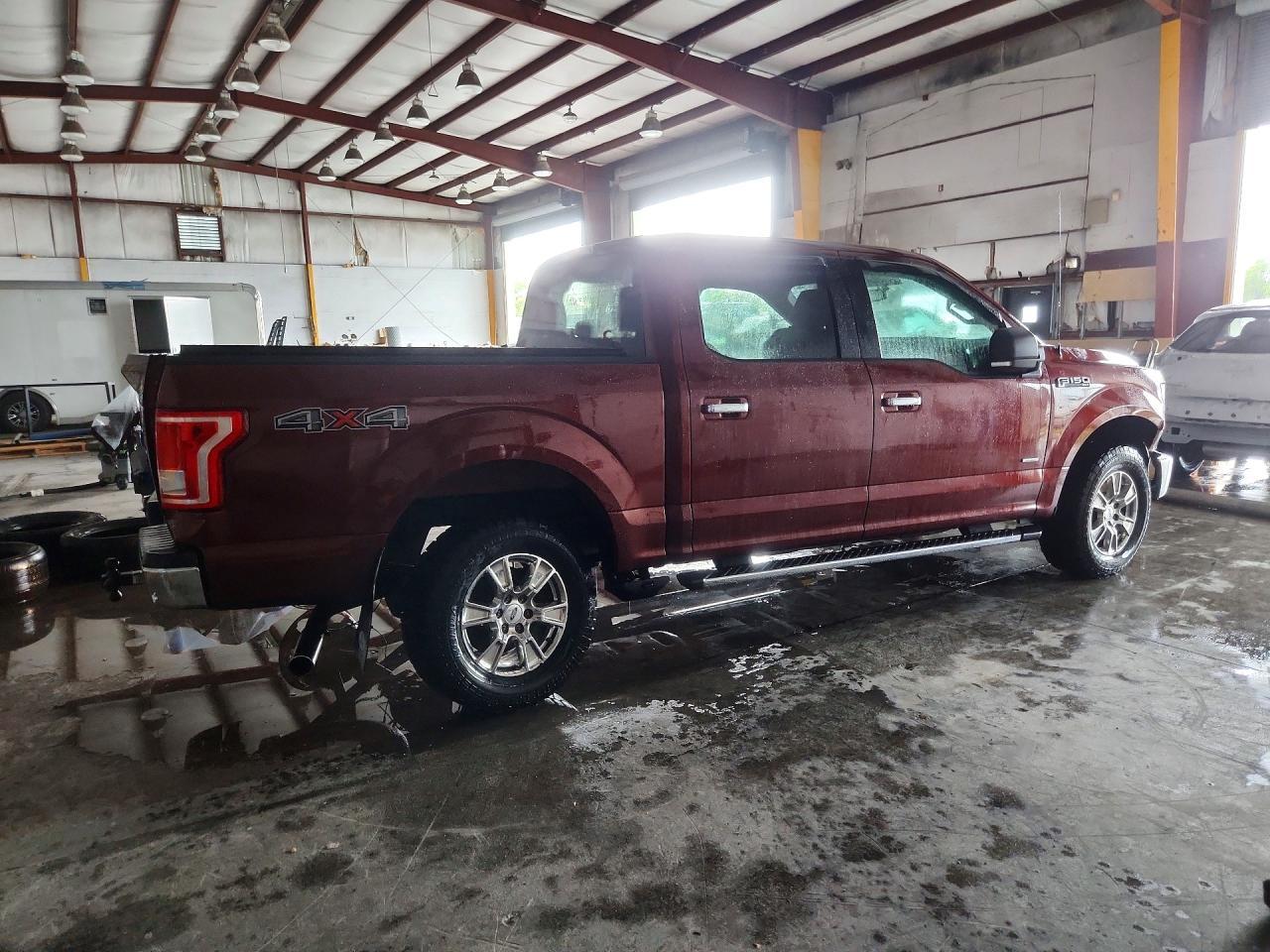 2015 Ford F150 Supercrew - Фото 3