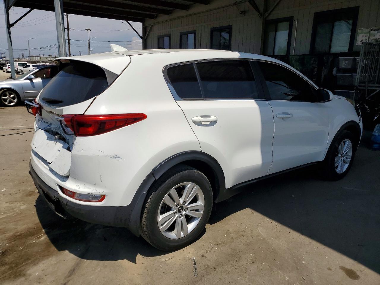 2019 Kia Sportage Lx - Image 3