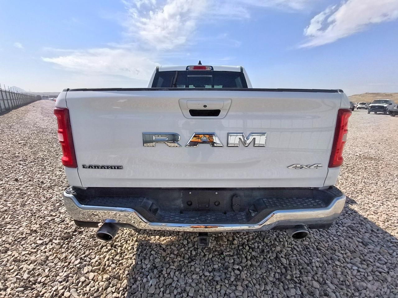 2025 Ram 1500 Laramie - Фото 6