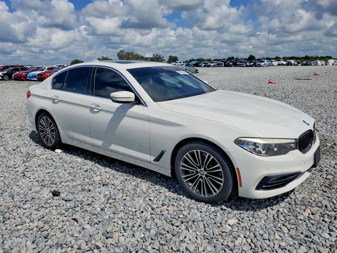 2018 BMW 530 I - Image 4