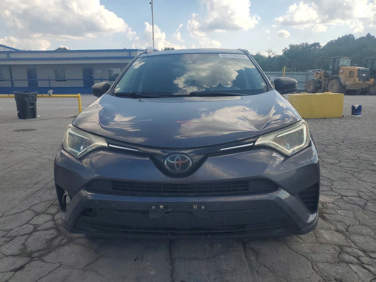 2018 Toyota Rav4 Le - Фото 5